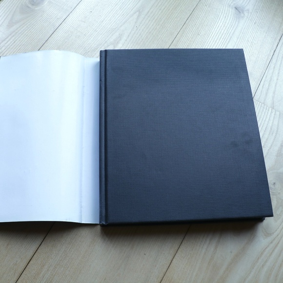 Led Zeppelin Hardcover Book - Picture 7 of 13